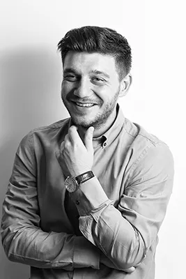 01. Robert Ghita (Cofounder & Architect))